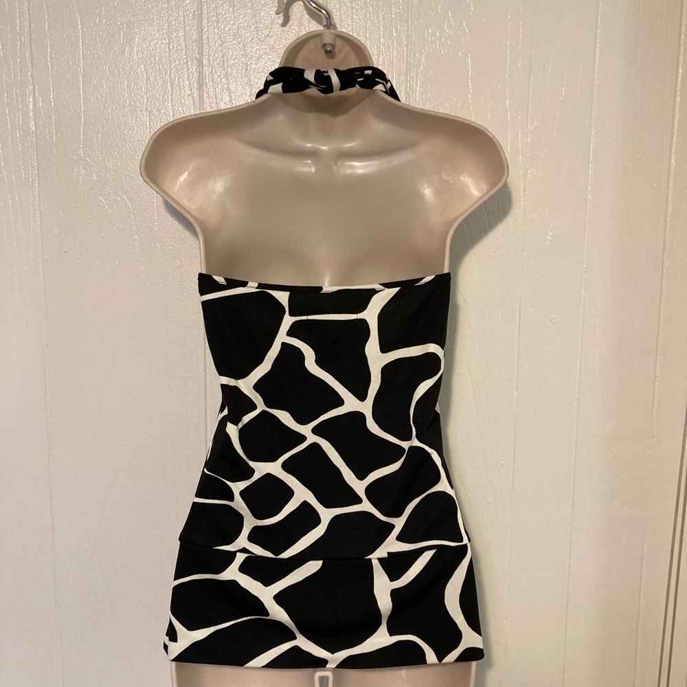 🔥 White House Black market silk Black/white Top size S - Picture 4 of 11